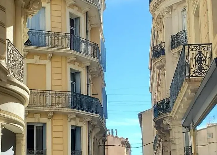 Le Patio Superbe T3 Climatisation Terrasse Wi-fi Netflix 15 Mn Coeur De 70 M2 Apartmán Béziers